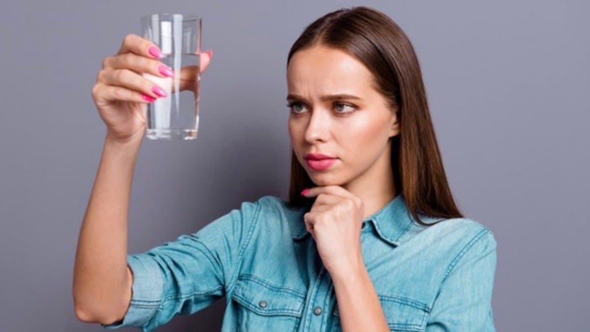 How does your body tell you that it needs more water 