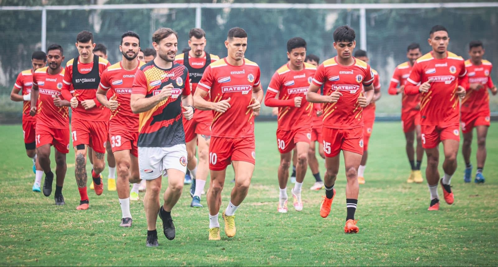 East Bengal: ডার্বির প্রস্তুতি শুরু ইস্টবেঙ্গলের, কুয়াদ্রাতে মজে সমর্থকরা