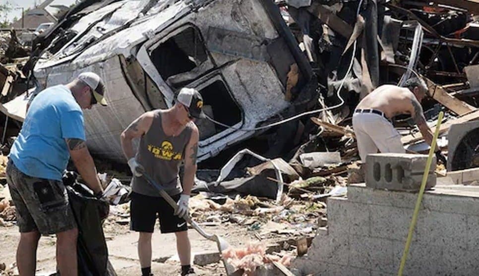 At least 18 dead after tornado hits us 