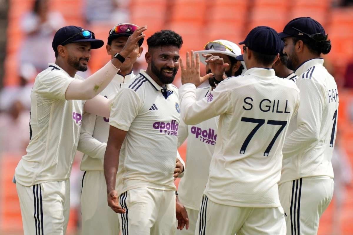 Mohammed Siraj picks four wickets-surpasses Mitchell Starc 