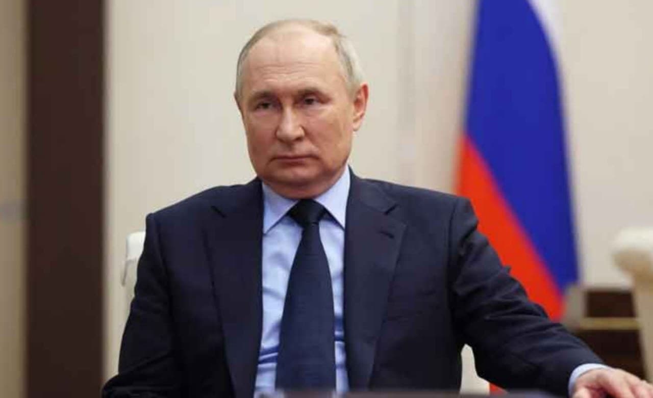 Vladimir Putin: ২০২৪ সালের প্রেসিডেন্ট নির্বাচনেও লড়বেন বলে জানালেন পুতিন