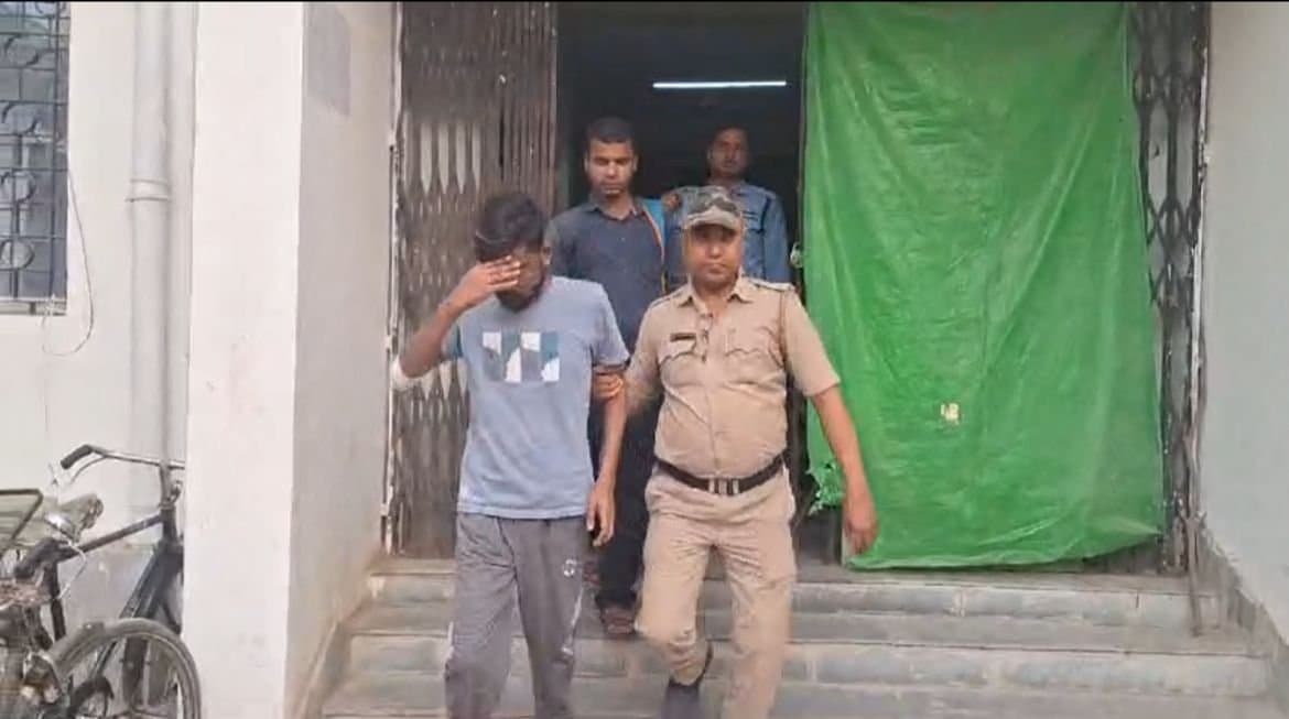 মন্ত্রিত্বের টোপ দিয়ে বিধায়কের থেকে টাকা চাওয়ার অভিযোগ, গ্রেপ্তার ১ 