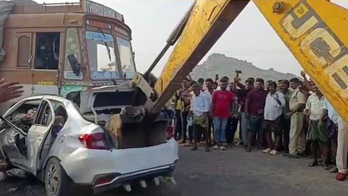  6 Iskcon members killed after car collides with lorry in Andhra Pradesh gnr 