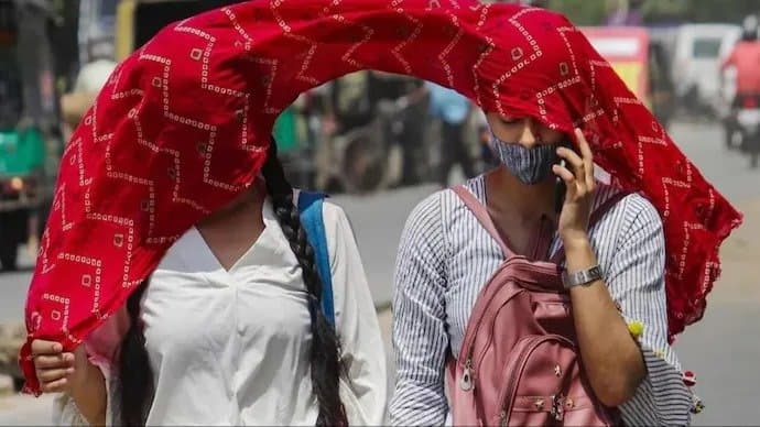 SCHOOL: তাপপ্রবাহের জেরে ঝাড়খণ্ডে বদলে গেল স্কুলে ক্লাসের সময়সীমা