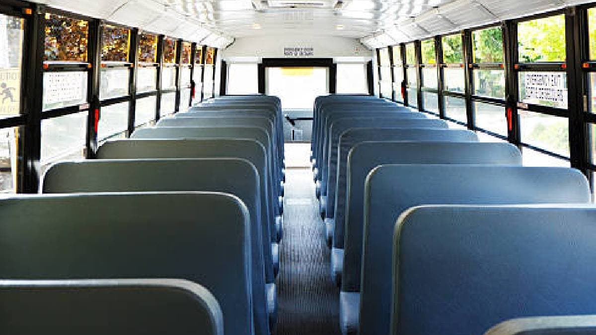 'কথা বলার মানুষ কই?', সঙ্গীর অভাবে দিনের পর দিন মৌন ব্যক্তি, কাহিনি শুনলে চোখে জল আসবে