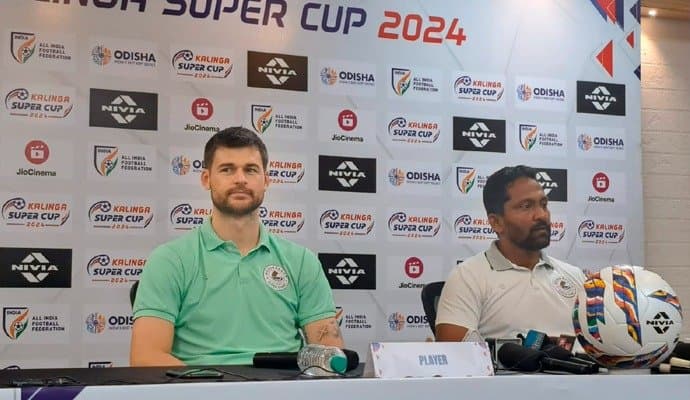 Mohun Bagan: ডার্বিতে চাপে থাকবে ইস্টবেঙ্গল, দাবি ক্লিফোর্ডের