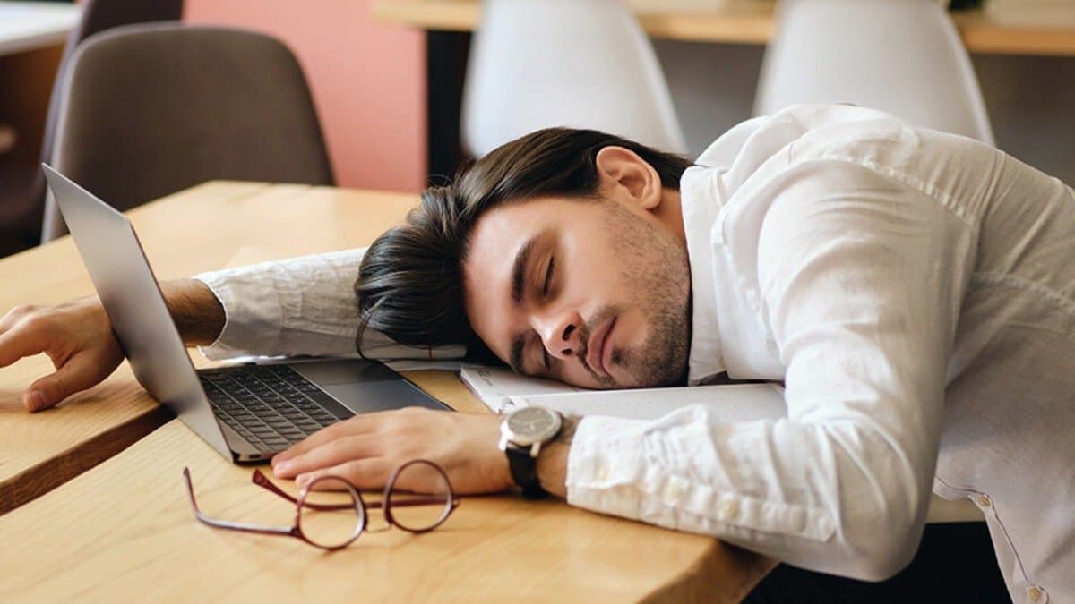 Daytime naps may help slow brain aging by more than six years 