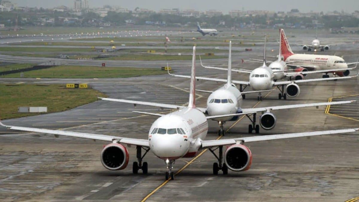 Indian Airlines have received nearly 1000 hoax bomb threats this year gnr