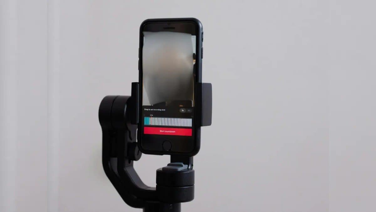 Couple arrested for making Intimate content in Hyderabad