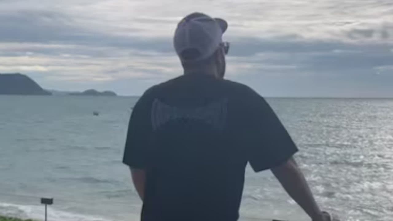 Mika singh own 99 houses 100 acre farm