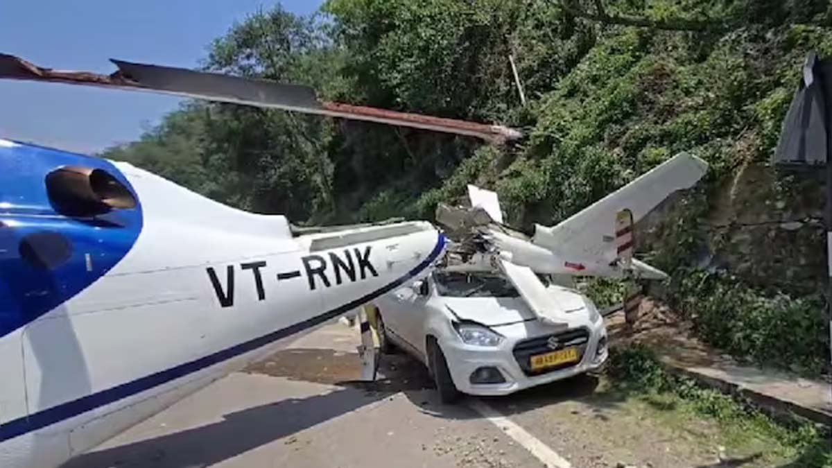 Helicopter carrying six passengers to Kedarnath Makes emergency landing on highway
