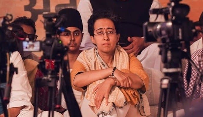 Delhi: অসুস্থ হয়ে অনশন ভাঙলেন অতিশী