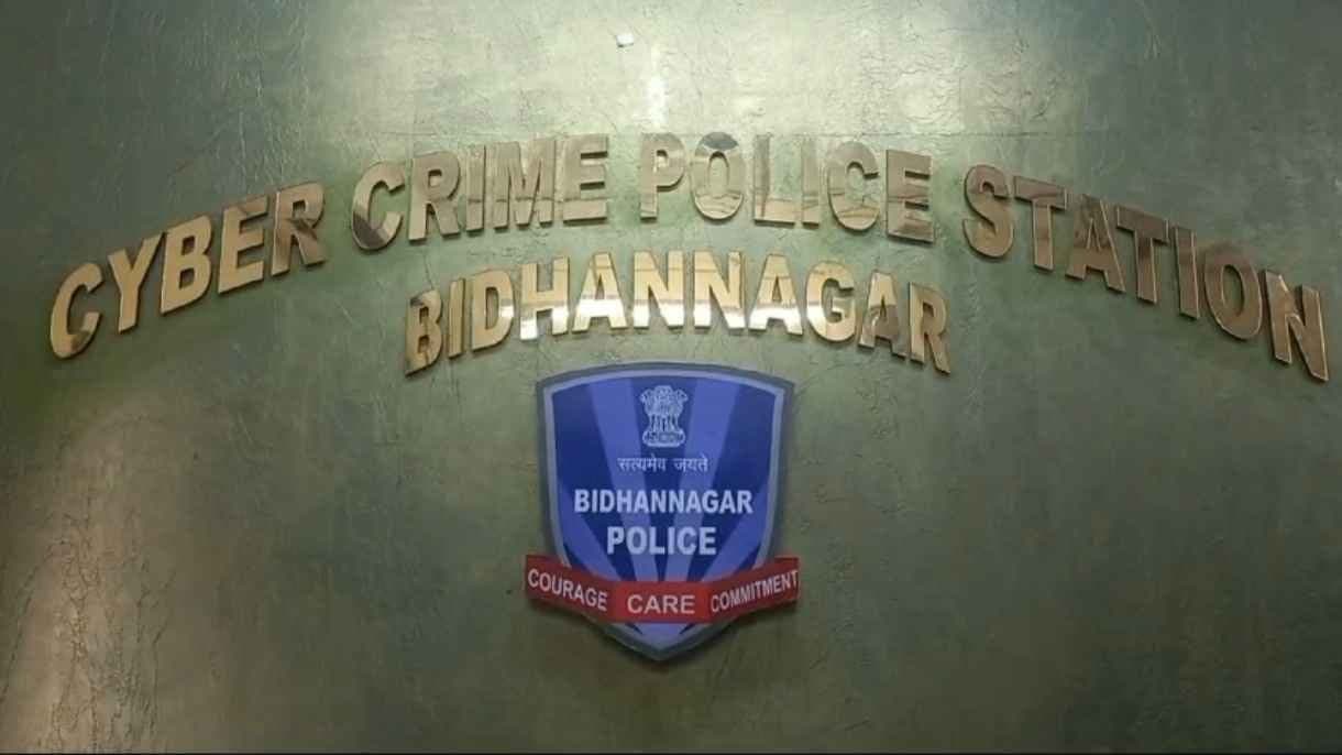 Police officer became victim of cyber crime gnr 