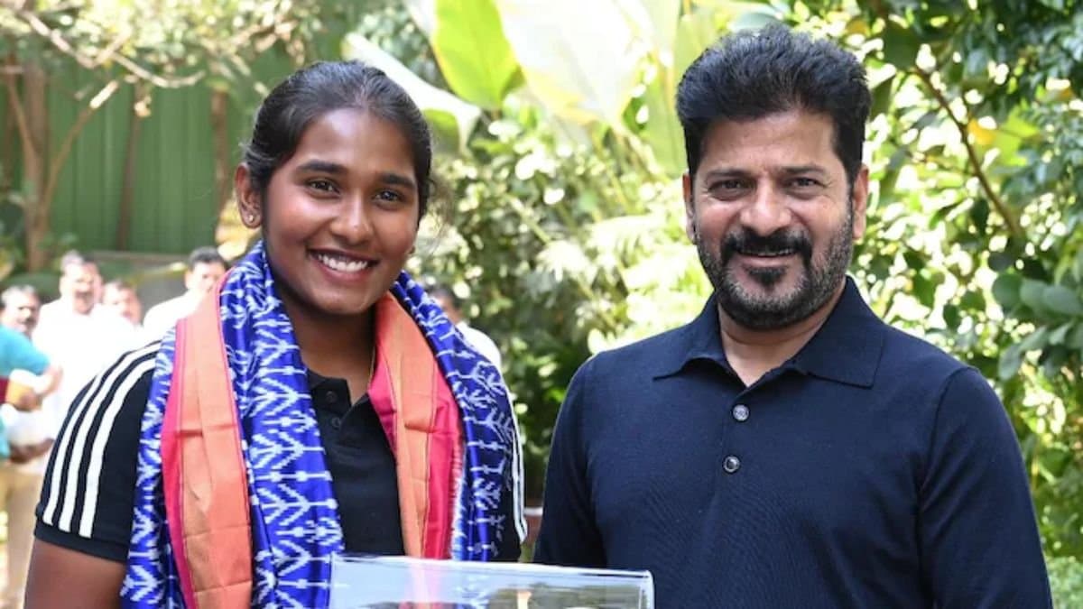 Telangana Chief Minister A Revanth Reddy announced a prize money of Rs 1 crore for Gongadi Trisha for winning U19 Womens T20 World Cup spt 