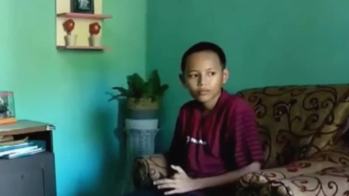 Bizarre name of this 12 years old child will left you speechless