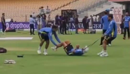 Virat Kohli, Rishabh Pant's act before Bangladesh test goes viral spt 