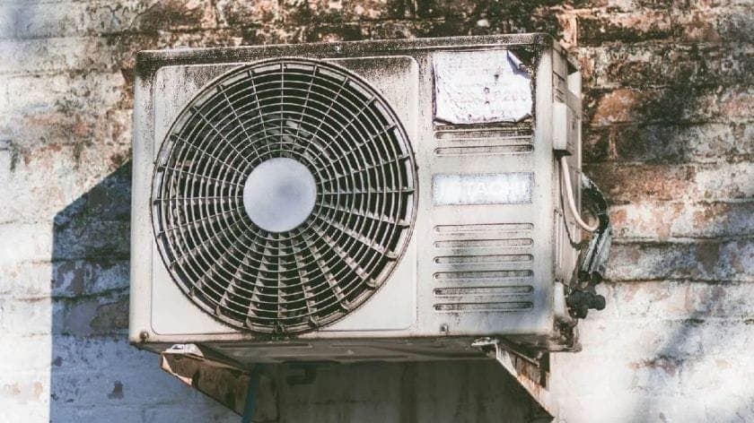 If you mistake these things then AC can become danger Instead of relief in summer 
