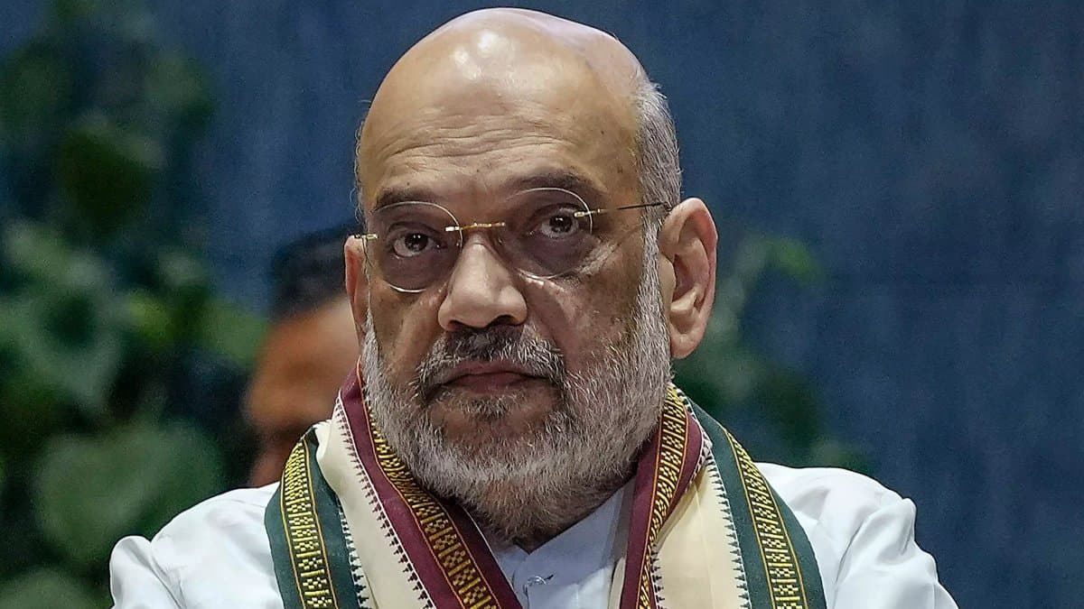 youth posed as amit shah s son tried to extort money from MLA in uttarakhand gnr