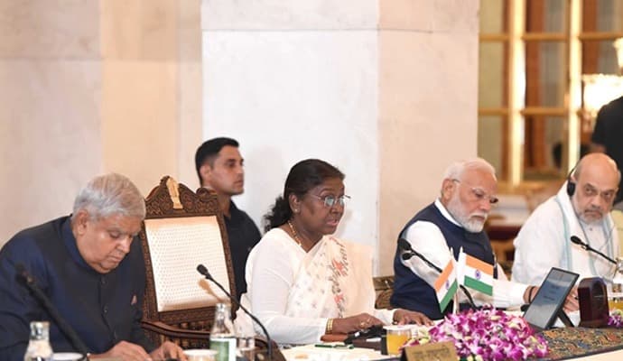 President Murmu chairs two-day Governors' conference gnr