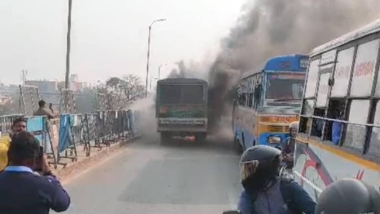 Fire Breaks Out In Howrahs Bally Area 