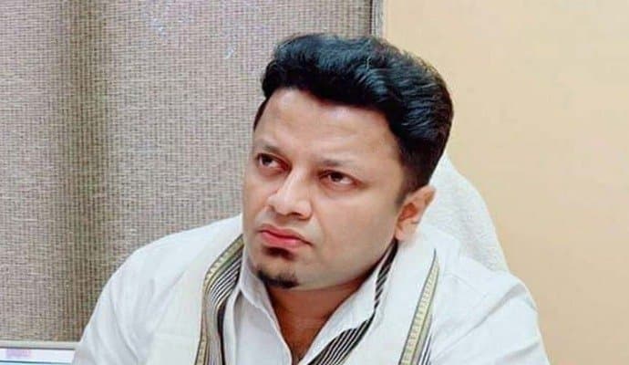 Anupam Hazra: বিশ্বভারতীতে তৃণমূলের ধর্নামঞ্চের কাছে পৌঁছে গেলেন অনুপম হাজরা