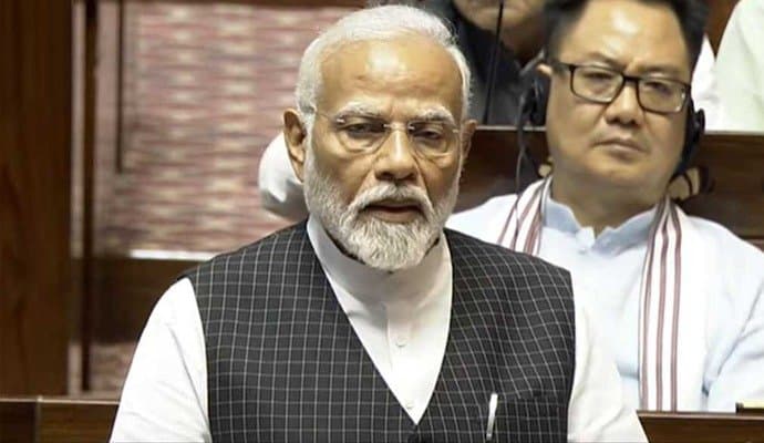 Rajya Sabha: রাজ্যসভায় মোদির ভাষণের মাঝেই ওয়াকআউট বিরোধীদের, নিন্দা উপরাষ্ট্রপতির 