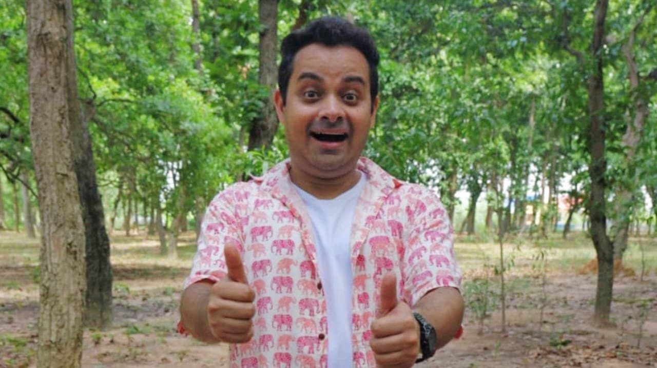 rg somak ghosh is going to anchoring in hoichoi special reality show sunrise bhojonbilashi ent