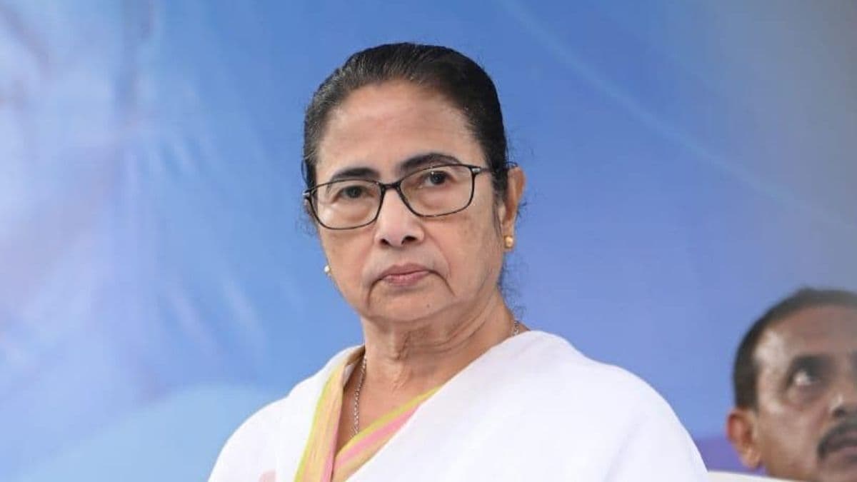 West Bengal Government Moves to Control Rising Potato and Onion Prices gnr