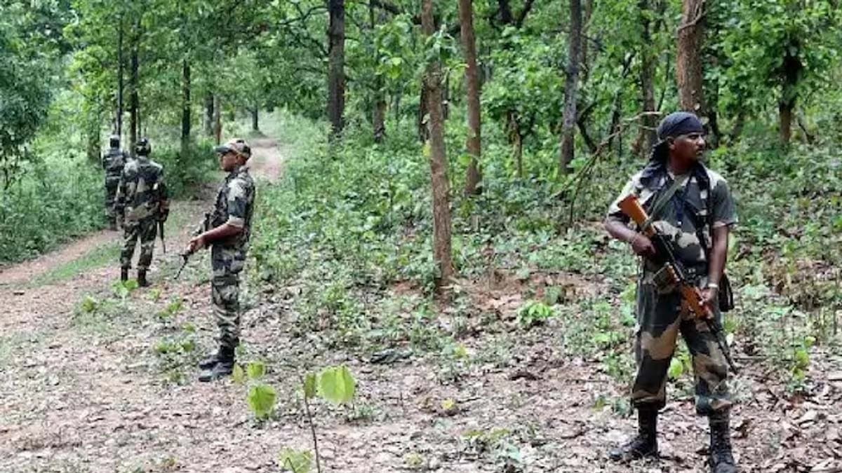 Jawan killed two injured in IED planted by Maoists in Chhattisgarh Bijapur
