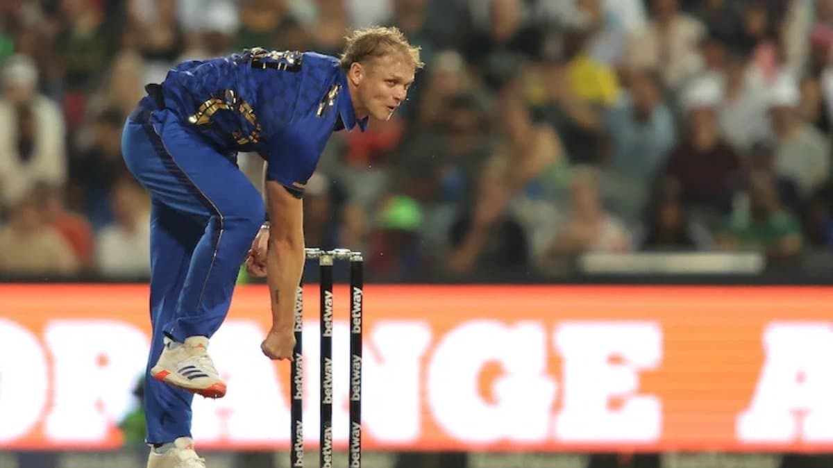 Mumbai Indians star banned from PSL