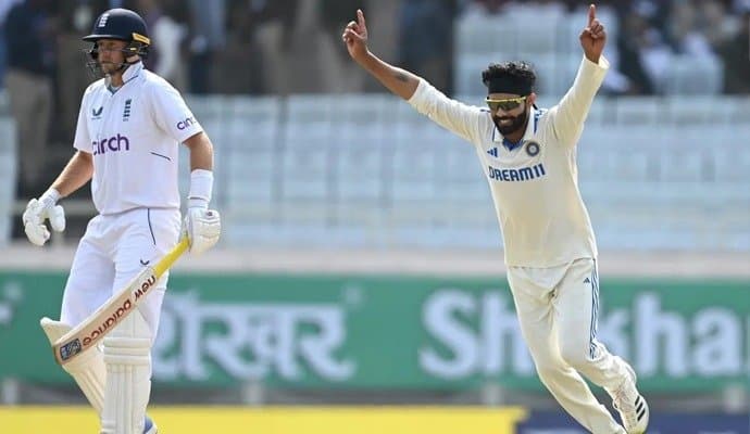 India-England: জাদেজার ঘূর্ণিতে ৩৫৩ রানে শেষ ইংল্যান্ডের ইনিংস 