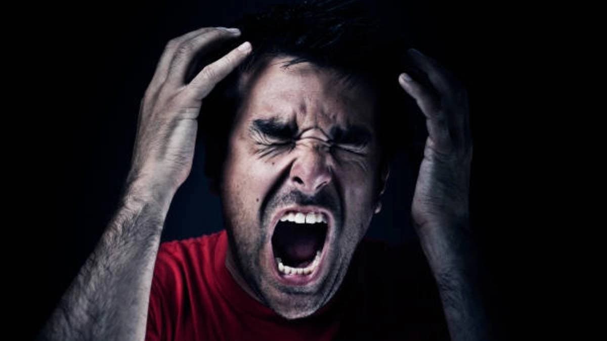 Wife chopped off husbands private part in bangladesh