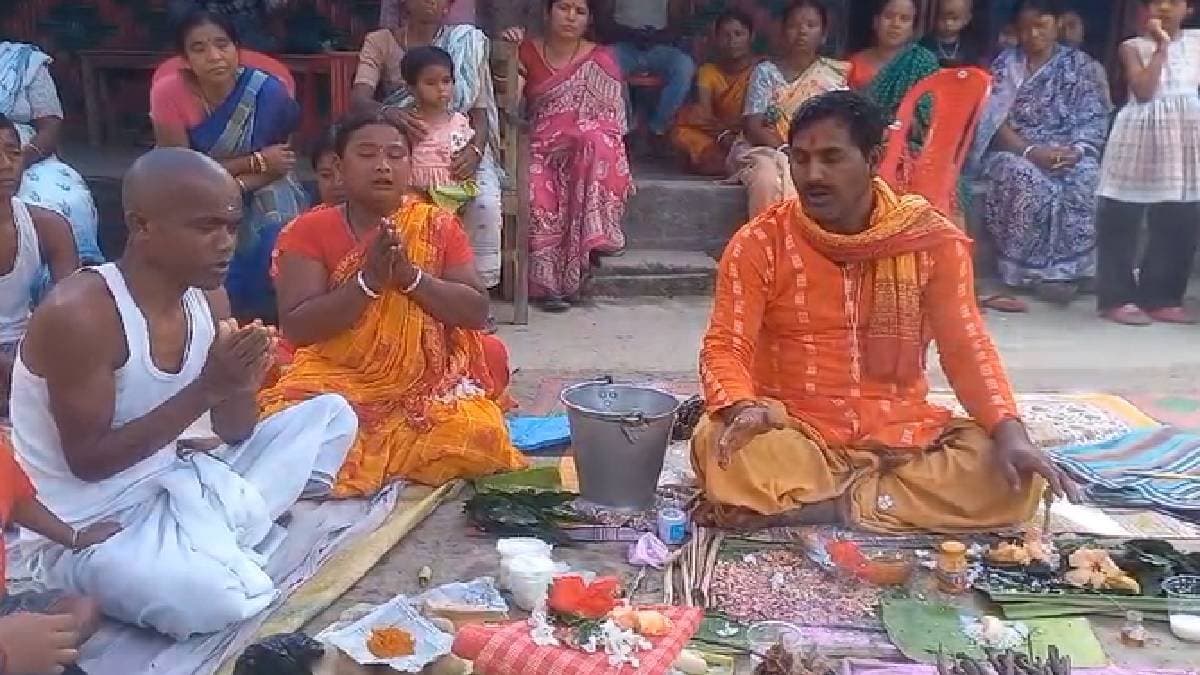 In North Dinajpur Chopra family arranged funeral for there daughter after marring against decision 