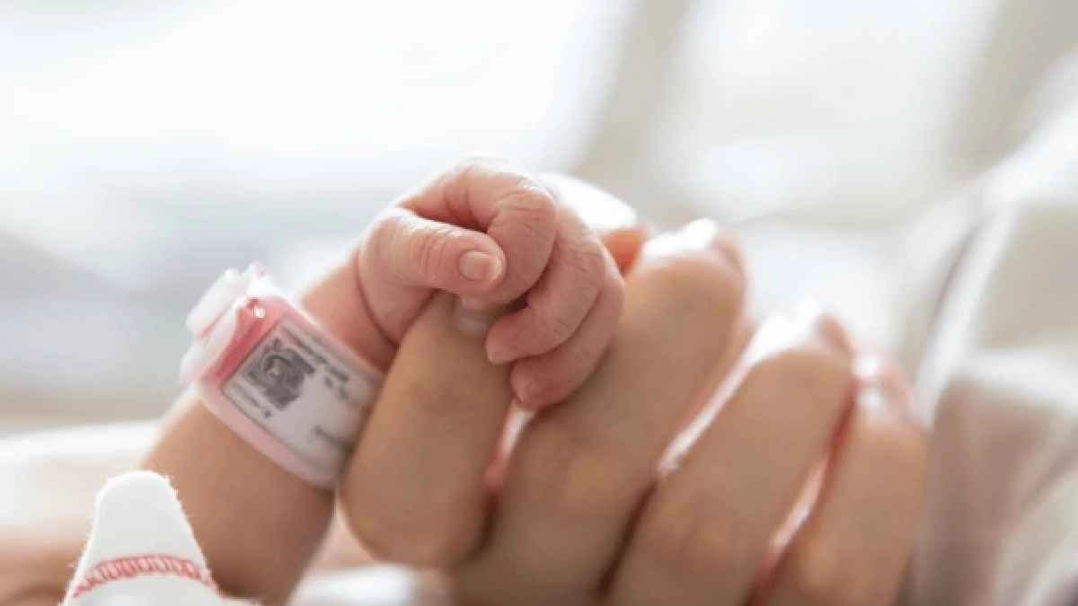 Scientist explains the possibility and risks of a Baby born in Space