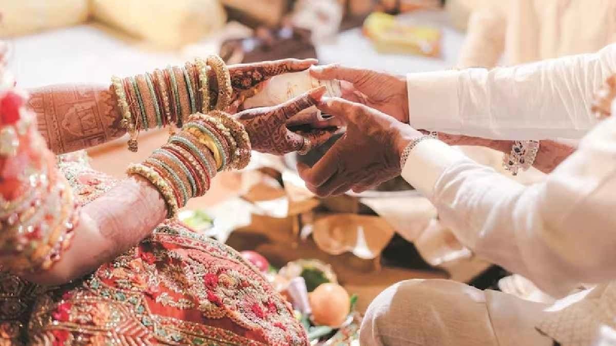 Digital Wedding invitation on WhatsApp cost to lose nearly two Lakhs