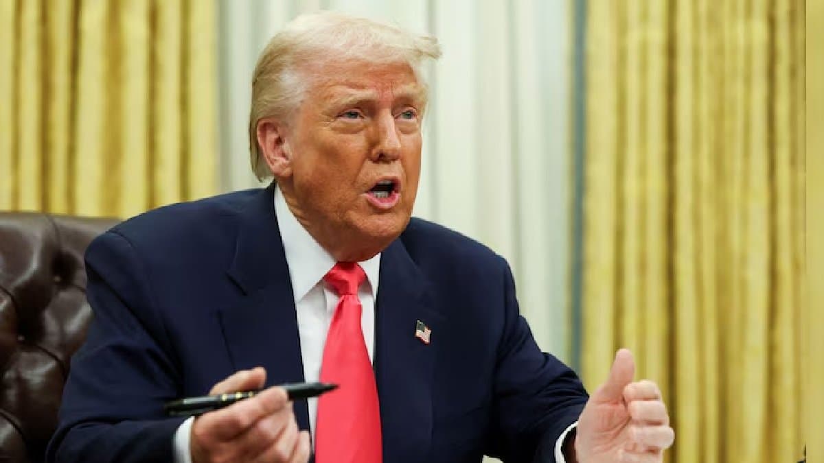 Donald Trump signed an order aimed at eliminating the Department of Education