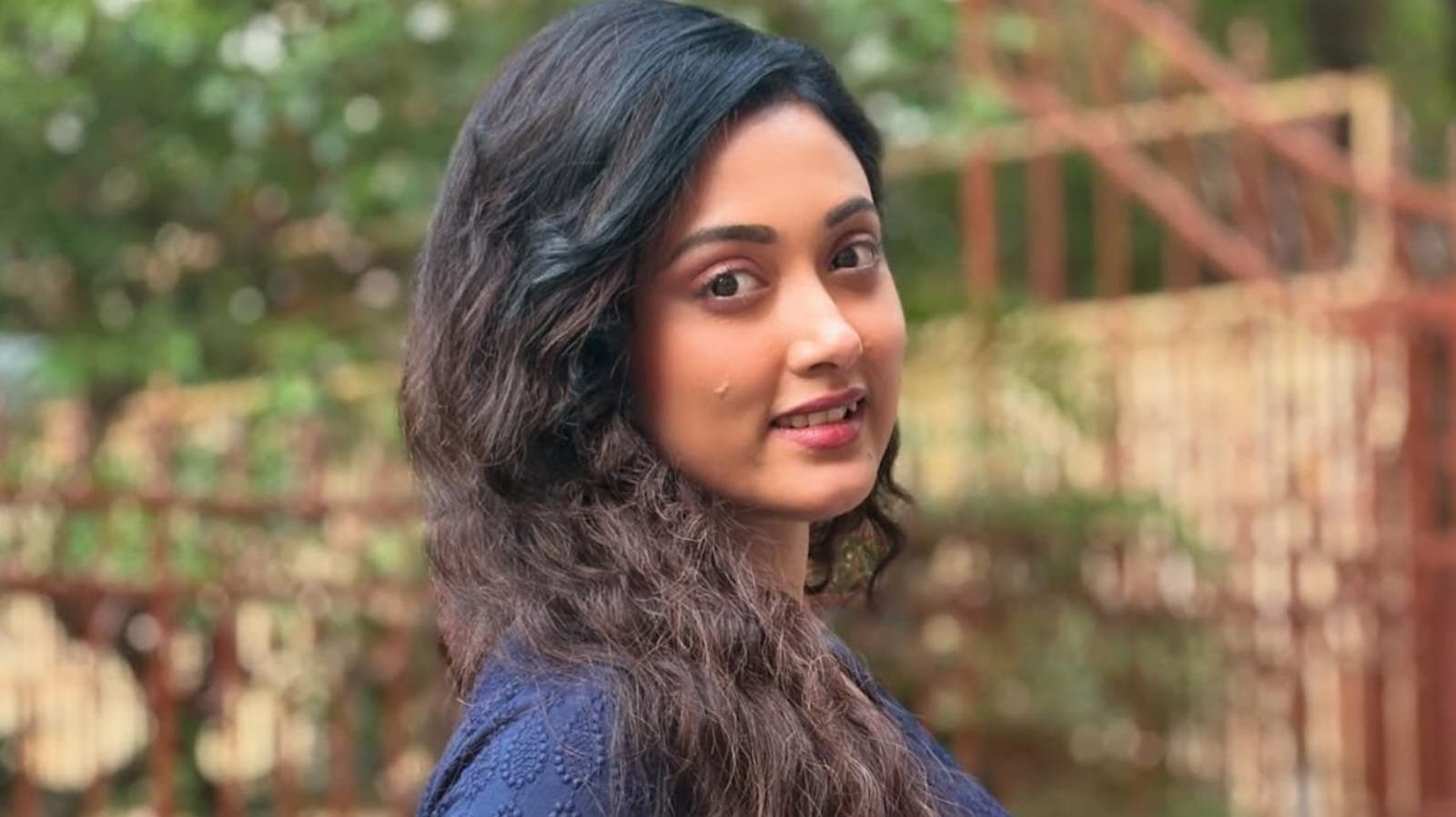 ফের মুখ বদল জনপ্রিয় ধারাবাহিকে! কোন নায়িকাকে সরিয়ে গল্পে এন্ট্রি নিচ্ছেন রোশনী?