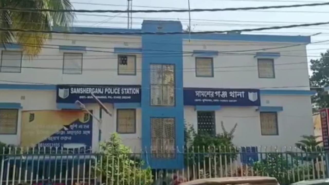 চিকিৎসকের রেজিস্ট্রেশন নম্বর জাল, নার্সিংহোমে যোগদান করতে গিয়ে পুলিশের হাতে ধৃত ১