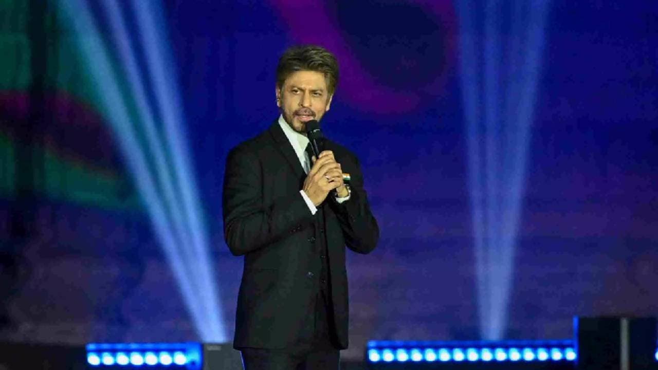Shah Rukh Khan Pays Tribute to 26/11  Pahalgam and Delhi Blast Victims And Calls for Unity and Humanity