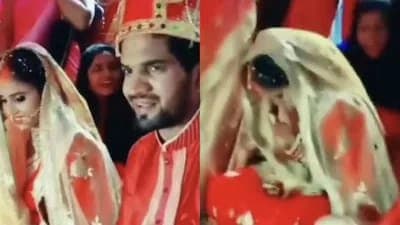 Groom Twist To Hilarious Vows Leaves Mandap In Splits Bride Laugh Out Lound