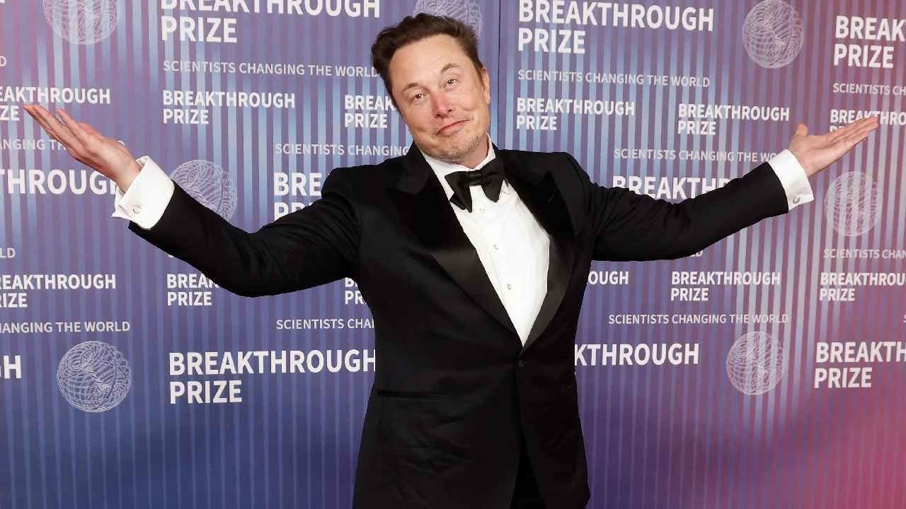 Elon Musk: Set to be first trillion dollar man