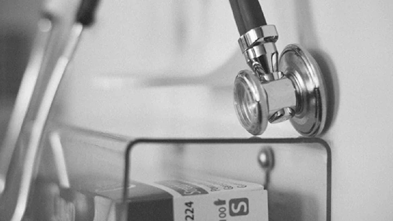 Nine Of Fourteen Get Eye Infections After Cataract Surgery At Chhattisgarh Hospital 