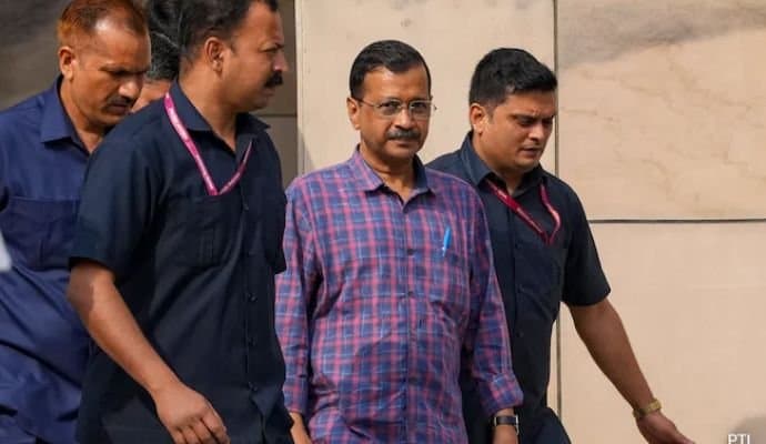 Arvind Kejriwal:‌ পিছিয়ে গেল শুনানি, রবিবারই তিহাড় জেলে ফিরতে হচ্ছে কেজরিকে