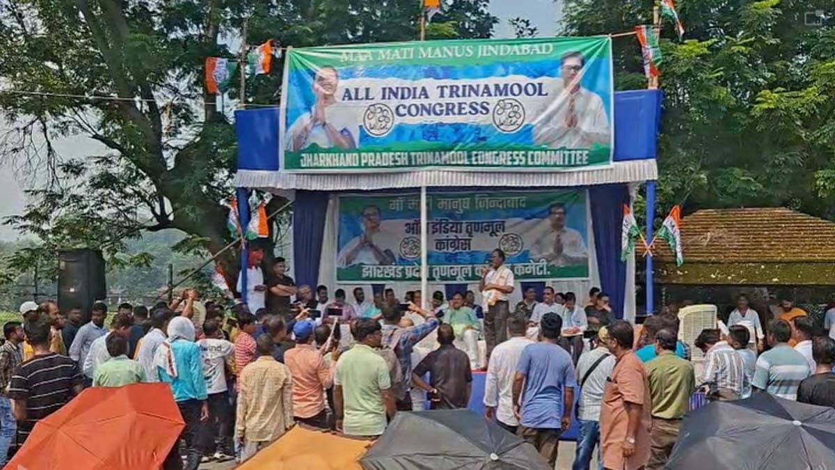 TMC starts staging demonstration against DVC at Maithon