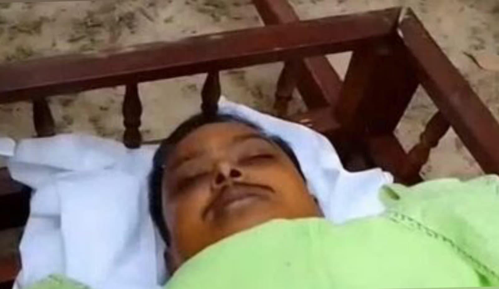 SLST: ব্রেন স্ট্রোকে মৃত্যু এসএলএসটি আন্দোলনকারীর, শোকস্তব্ধ পরিবার