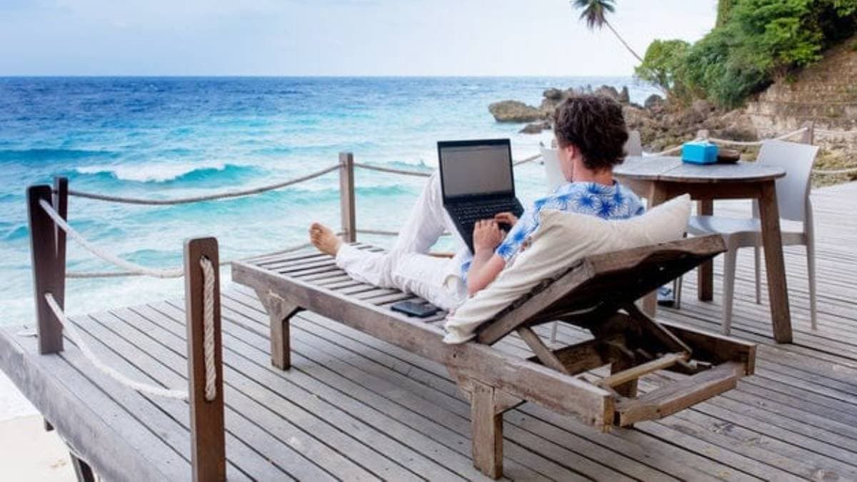 Exploring the new travel trend of Hush Trips lif