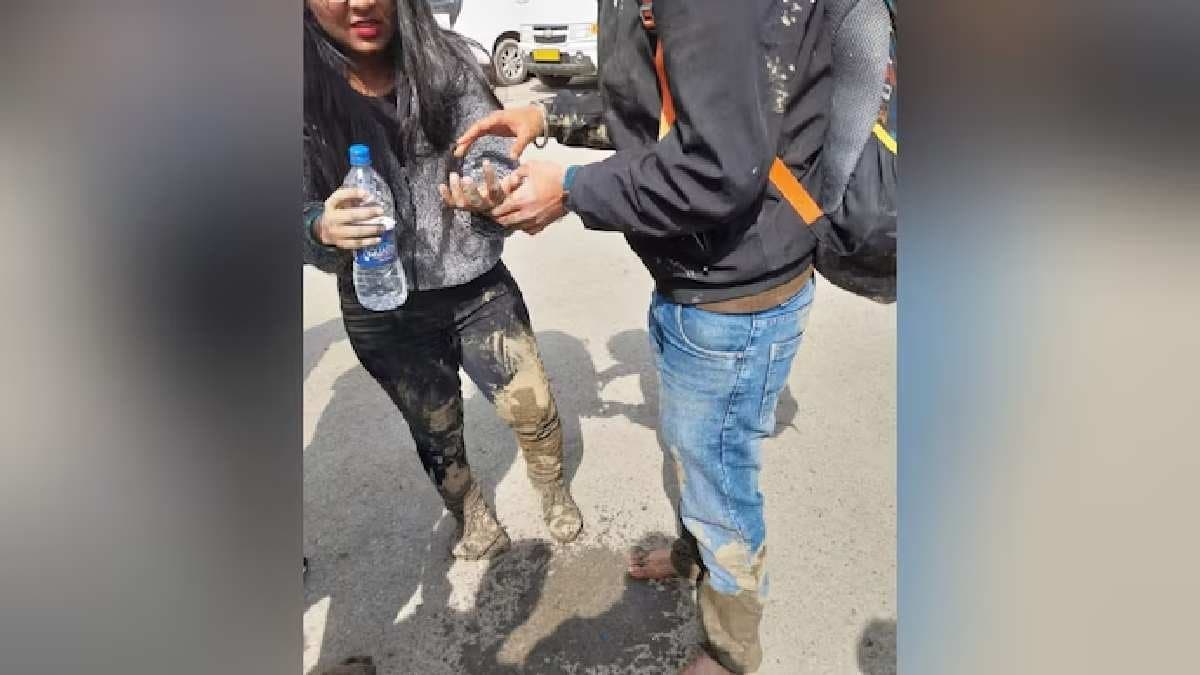 Group of tourists fired upon in Jammu and Kashmir Pahalgam 