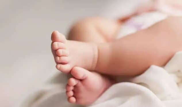 Bengaluru: মুহূর্তের অসাবধানতায় বাবার হাতেই মৃত্যু শিশুকন্যার 