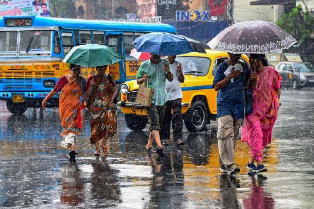 আগামী সপ্তাহে ঝেঁপে বৃষ্টি, টানা তিনদিন জেলায় জেলায় তুমুল বর্ষণের পূর্বাভাস, কবে থেকে? 
