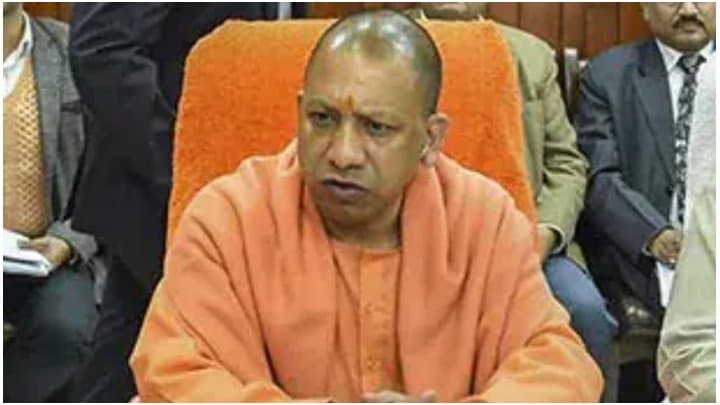 YOGI: উত্তর প্রদেশে খারাপ ফলের জের, নেতা-মন্ত্রীদের নিয়ে বৈঠক করলেন যোগী আদিত্যনাথ